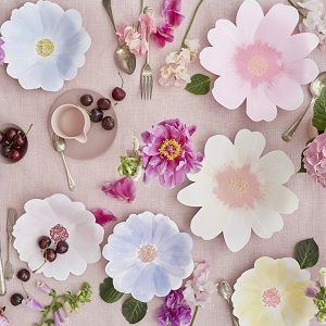 anniversaire-theme-fleur-decoration-fete-deco-table-fleurs-meri-meri